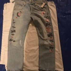 Neverworn citizen of humanity boyfriend jeans